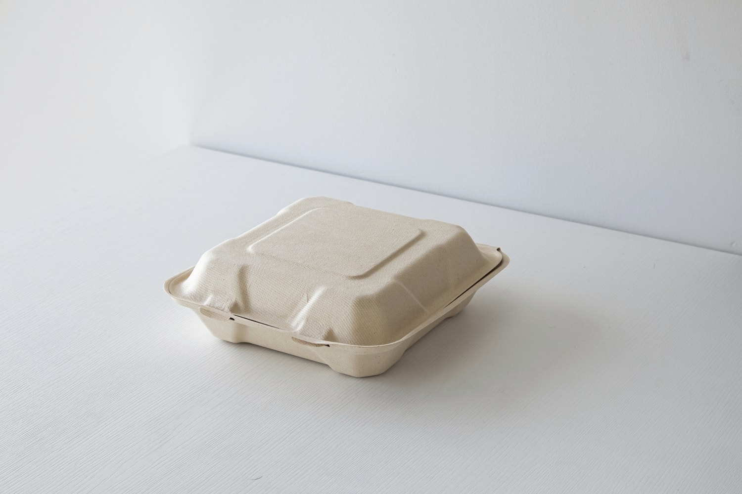 新商品（仕切り容器）