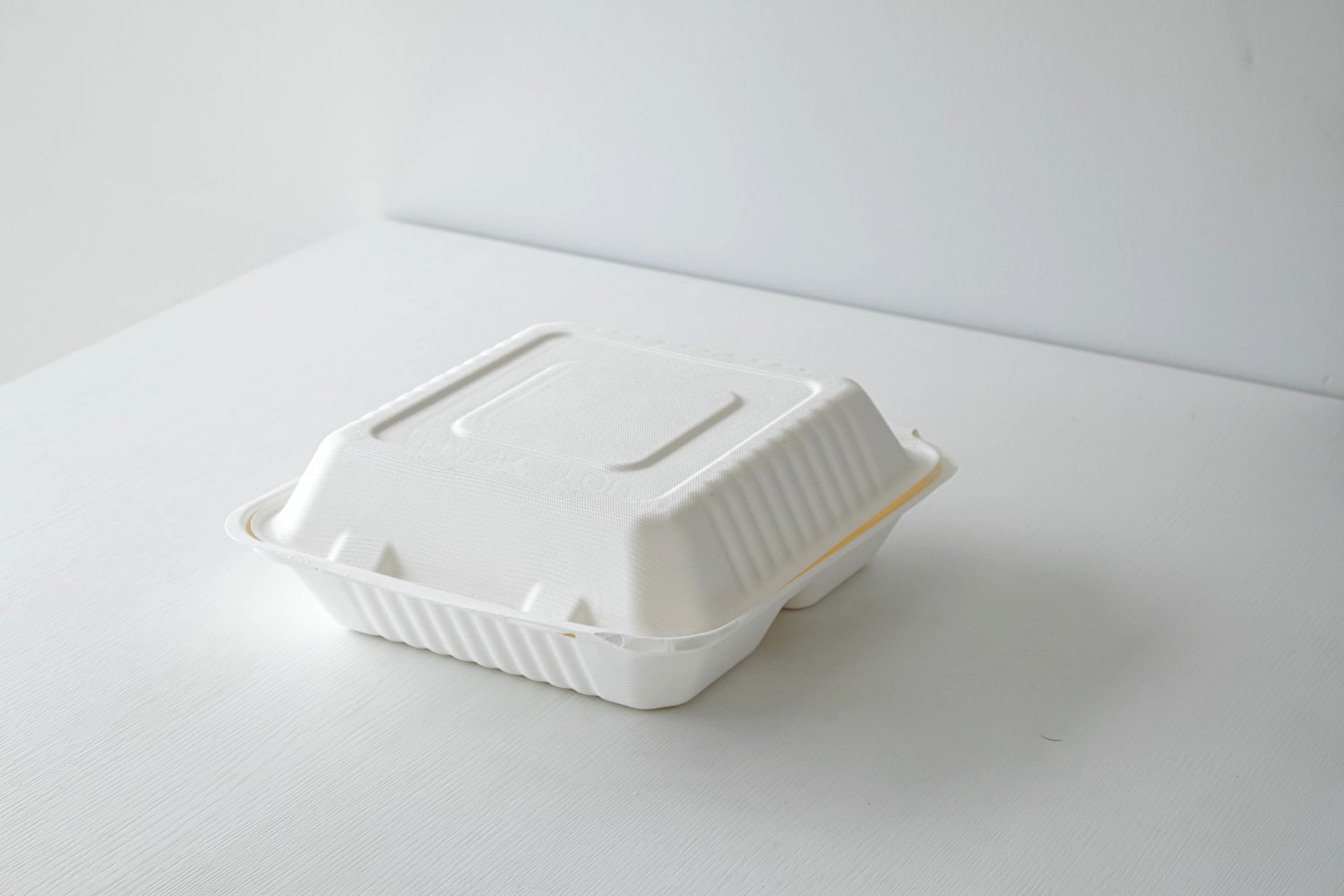 新商品（仕切り容器）
